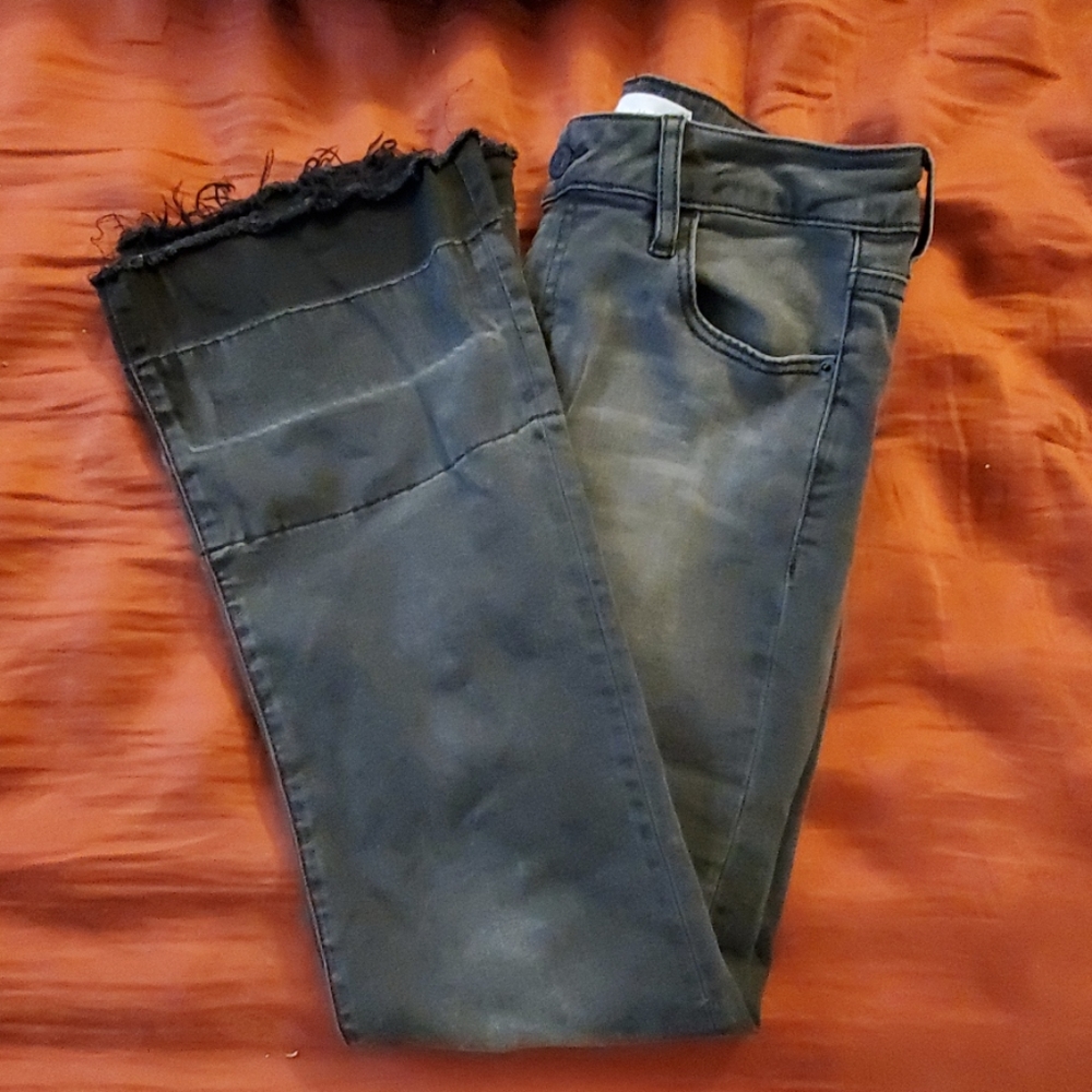 Hidden Jeans